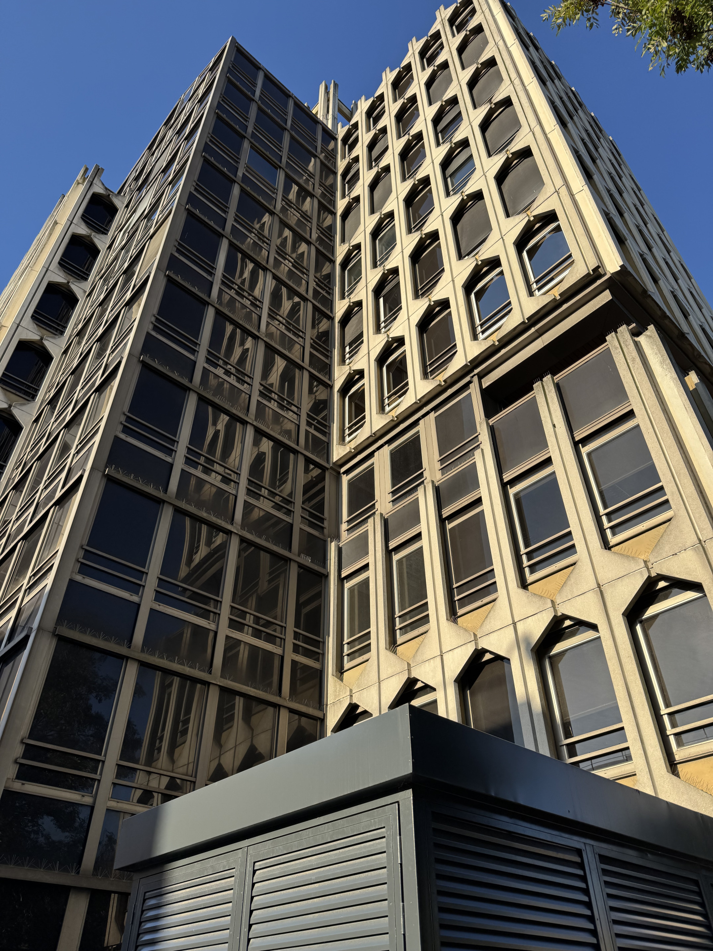 Rouen 76100 – Location local